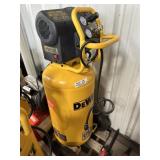 DeWALT upright 27 gal air compressor