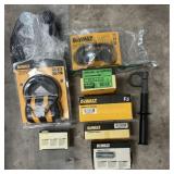 DeWALT job lot: AM/FM hearing protector