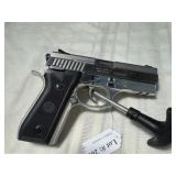 Taurus PT909 9mm Pistol Serial #TCW30269 with case