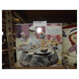 Nesco Deluxe Action Musical Tea Set For 2