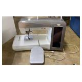 Ellegante Baby Lock Sewing Machine Model: BLG