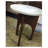 Small 3 wood legged marbled top table 16 in