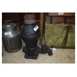 Cast iron pitcher pump body with spigot
