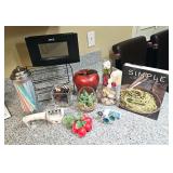 Collection of Kitchen/Home Goods