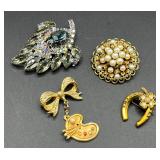 Vintage Brooch Pins