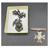 Vintage USMC Insignias / Sharp Shooter Medal