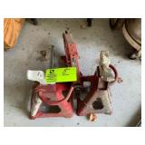 1.5 Ton Scissors Jack & Pair of 3 Ton Jack Stands