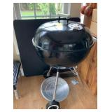 Weber 22.5" Charcoal Grill and Card Table