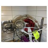 GROUP OF EXTENSION CORDS. LOT LOCATED IN RALEIGH