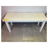 WOODEN BENCH 39 IN X 14 IN X 18 IN. LOT LOCATED IN