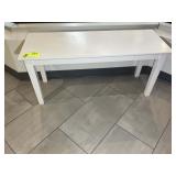 WOODEN BENCH 39 IN X 14 IN X 18 IN. LOT LOCATED IN