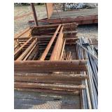 LARGE GROUP OF SCAFFOLDING