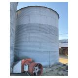 METAL GRAIN BIN WITH UNLOADING AUGER AND DRYER, 18