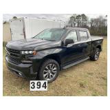 Chevrolet Silverado Black RST Salvage Title   Year