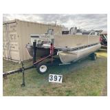 Suncruiser Pontoon boat by Lowe. 20 ft Aluminum.