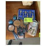 GROUP OF MAGNIFYING GLASSES