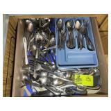 DRAWER WITH ASSORTED FLATWARE