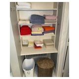 GROUP OF BATH TOWLES, WASH CLOTHS, AND WICKER HAMP