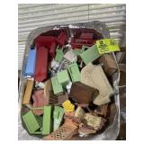 GROUP OF DOLL HOUSE FURNITURE