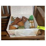 BOX OF MISC WICKER DOLL FURNITURE AND BASKETS