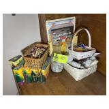 GROUP OF CRAYONS AND CRAFTING ITEMS