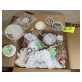 BOX OF ASSORTED TEA CUPS AND SAUCERS