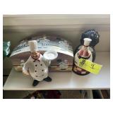 GROUP OF KITCHEN THEMED ITEMS, UTENSIL HOLDERS, ET