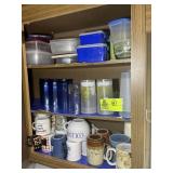 MUGS AND PLASTIC DRINKWARE