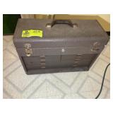 METAL TOOL BOX WITH ASSORTED TOOLS