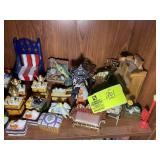 SHELF WITH TRINKET BOXES AND SMALL FIGURINES