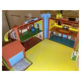 VINTAGE 1980S FISHER PRICE LITTLE PEOPLE BROWN TUD