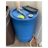 SMALL BLUE RAIN BARREL, APPEARS TO BE 30 GALLON