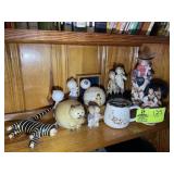 GROUP OF ASSORTED FIGURINES, COLLECTABLES