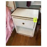 ONE DRAWER WOODEN NIGHT STAND, 19.5 IN X 12.5 IN X