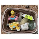 MISC GROUP OF DECORATIVE ITEMS, BOWLS, PLATES, TOY