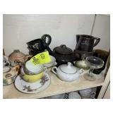 ASSORTED GROUP OF CHINA, MUGS, CREAM AND SUGAR, ET