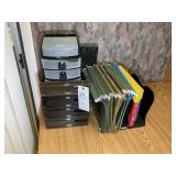 GROUP OF ORGANIZERS AND FILE FOLDERS