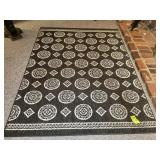 AREA RUG, MOWHAWK, 60 IN X 84 IN