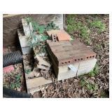 PALLET OF MISC BLOCK AND PAVERS AND PLASTIC CHAIRS