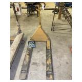 TIGER II 2,000 LB PALLETT JACK