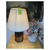 TABLE LAMP, 29 IN TALL AND ATRIFICIAL FLOWERS