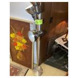 FLOOR LAMP WITH ADJUSTABLE LIGHTS, 64 IN TALL