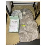 TWIN SIZE AERO BED AND BAMBOO BATHROOM TRAY