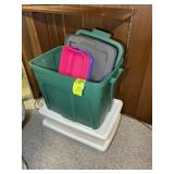 GROUP OF TOTES