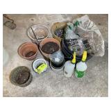GROUP OF PLANTING POTS