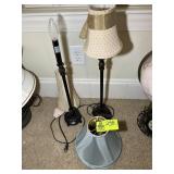 PAIR OF TABLE LAMPS, 26 IN TALL