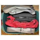 TOTE WITH LUGGAGE