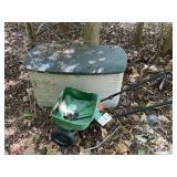 PLASTIC STORAGE DECK BOX, PUSH SPREADER WITH GAS C