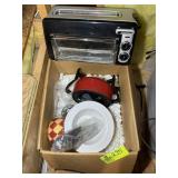 BOX WITH FONDU POTS AND TOASTER OVEN