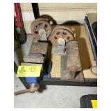 4IN BENCH VICE AND ASSORTED WHEELS